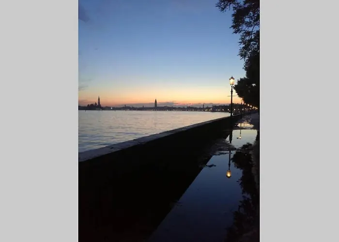 Lägenhet Casa Pusterla Venedig